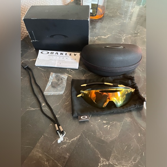 Oakley Encoder Ellipse - Picture 1 of 8